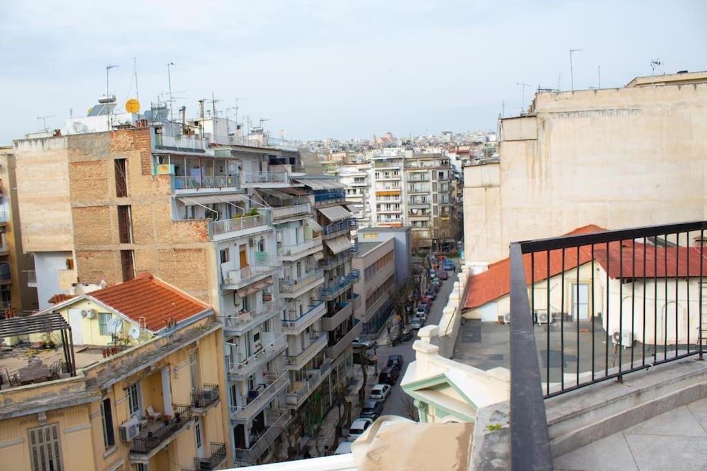 Bedcity Apartment In The Center Of เทสซาโลนิกิ ภายนอก รูปภาพ