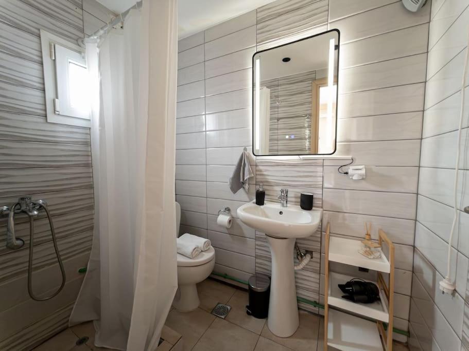Bedcity Apartment In The Center Of เทสซาโลนิกิ ภายนอก รูปภาพ